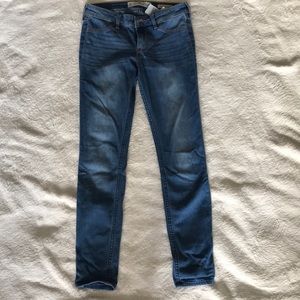 Hollister medium wash jeggings